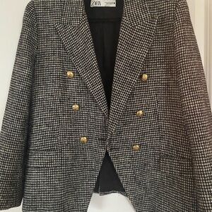 Zara Women's Houndstooth Blazer with Gold Buttons